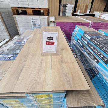 Direct ophalen | Aqua laminaat waterbestendig | Restpartij beschikbaar voor biedingen