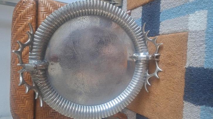 Schaal met handgrepen in de vorm van hertenkoppen en gewei, Huis en Inrichting, Woonaccessoires | Wanddecoraties, Ophalen of Verzenden