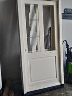 Hardhouten voordeur kozijn