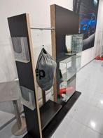 Jeep vitrine, Ophalen