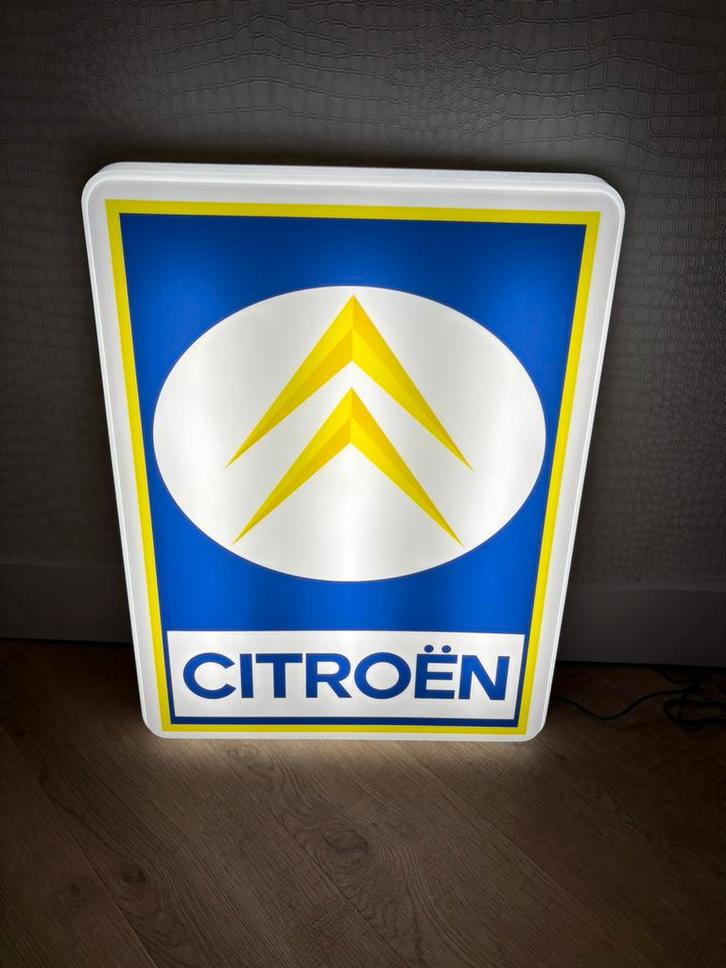 Citroën logo lichtbak logo jaren 70, Verzamelen, Merken en Reclamevoorwerpen, Zo goed als nieuw, Lichtbak of (neon) lamp, Verzenden