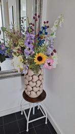 Vaas met zijden bloemen, Huis en Inrichting, Overige kleuren, Nieuw, Ophalen of Verzenden, Glas