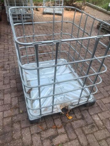 IBC Krat leeg, lege IBC Kooien beschikbaar voor biedingen
