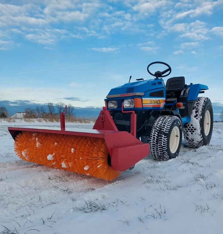 Mini tractor/trekker/Iseki TU318FH/4wd/hydrostaat/rolbezem, Zakelijke goederen, Agrarisch | Tractoren, 2500 tot 5000, Overige merken