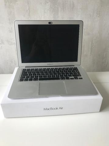 MacBook Air 13 inch Early 2015 beschikbaar voor biedingen
