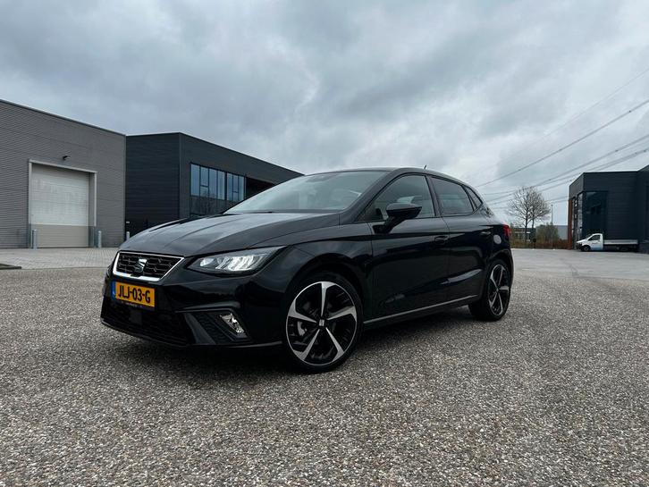 Seat Ibiza FR 1.0 TSI 115pk Dsg-7 2025 Zwart (8700KM), Auto's, Seat, Particulier, Ibiza, Benzine, Hatchback, Automaat, Geïmporteerd