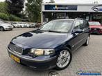 Volvo V70 2.4T 200PK Automaat Comfort Line Leder|Cruise|Trek, Beige, Blauw, 2435 cc, 1570 kg