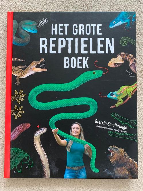 Sterrin Smalbrugge - Het grote reptielenboek, Boeken, Kinderboeken | Jeugd | onder 10 jaar, Zo goed als nieuw, Ophalen of Verzenden