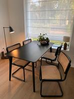 IKEA Tafel met 4 Kwantum Stoelen Rotan, Ophalen, Gebruikt, Zwart, Vier