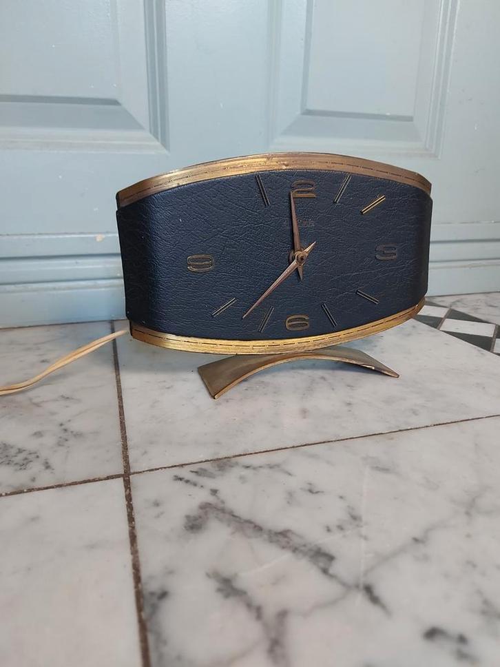 Hilbrink vintage tafelklok, Huis en Inrichting, Woonaccessoires | Klokken, Gebruikt, Wekker of Tafelklok, Analoog, Ophalen of Verzenden