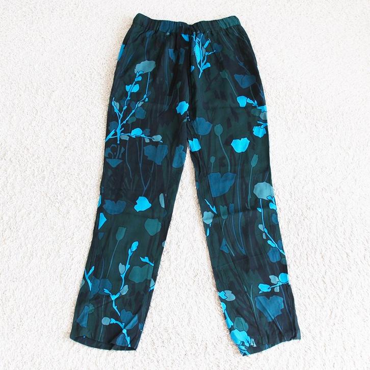 Prachtige Odeeh Broek 100% Viscose (Maat 36) - 79 € 195,-, Kleding | Dames, Broeken en Pantalons, Zo goed als nieuw, Maat 36 (S)