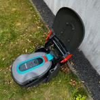 Gardena Sileno Life 1250 Robotmaaier inclusief garage, Gebruikt, Bestuurbaar via app, Ophalen of Verzenden, Minder dan 20 cm
