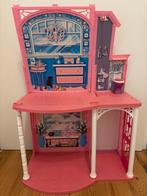 Barbie huis, Kinderen en Baby's, Speelgoed | Poppenhuizen, Ophalen of Verzenden, Zo goed als nieuw, Poppenhuis