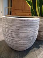 Bloempot grijs, Ophalen, Zo goed als nieuw