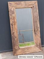Stoere spiegel van oud eiken sloophout / wagondelen 109x62, Huis en Inrichting, Woonaccessoires | Spiegels, Ophalen, Minder dan 50 cm