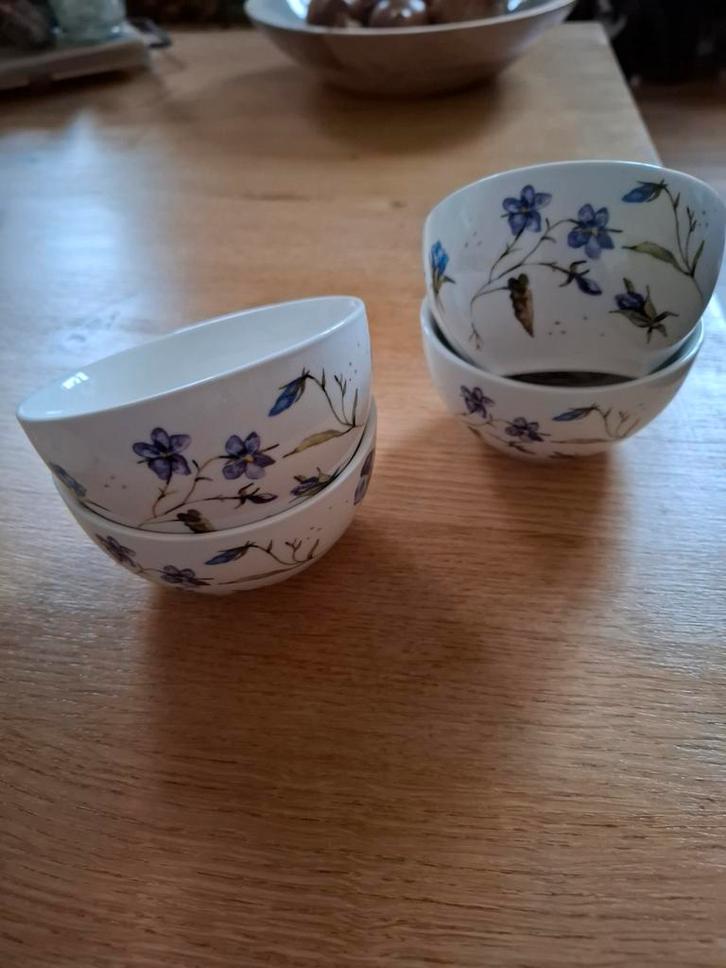 4 Jet Kommetjes - Bloemen Design, Huis en Inrichting, Keuken | Servies, Ophalen of Verzenden