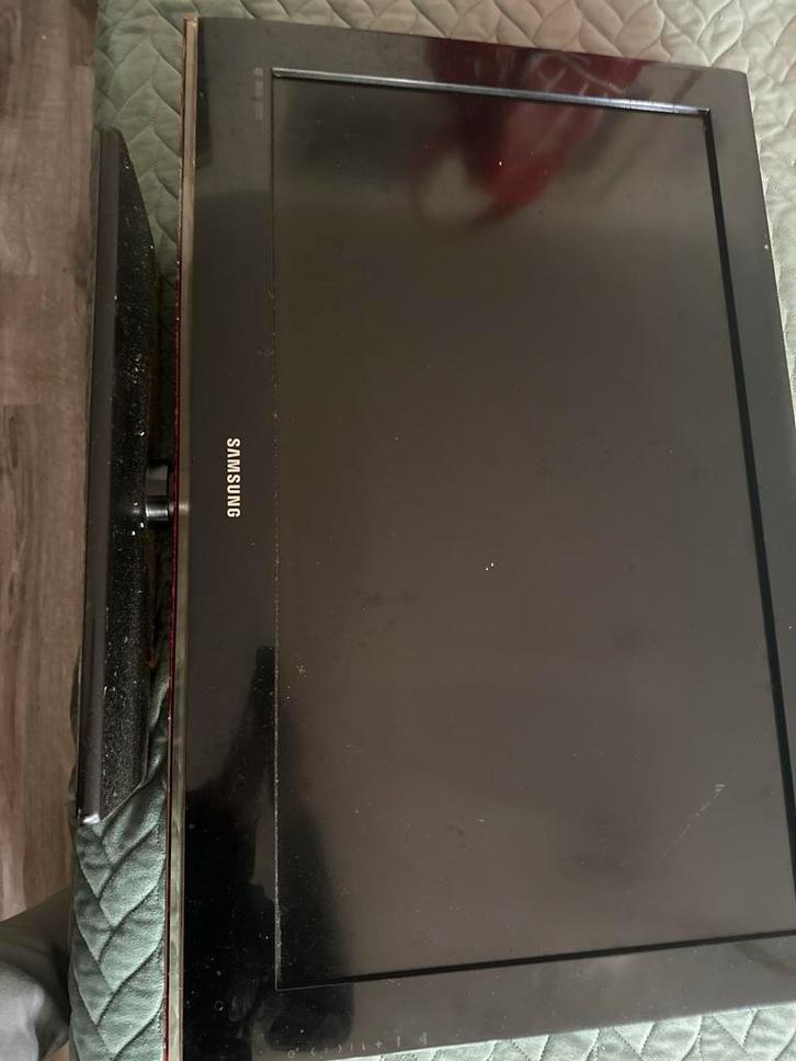 Samsung Smart TV -2 stuks 1 kleine en een grote, Audio, Tv en Foto, Televisies, Gebruikt, LED, 60 tot 80 cm, Full HD (1080p), Samsung