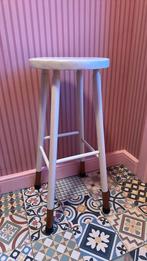 Hoge kruk, planten krukje/tafeltje, Huis en Inrichting, Ophalen, Zo goed als nieuw, Hout