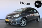 Toyota Yaris 1.3 VVT-i Aspiration Airco Navigatie Goed Onder, Auto's, Toyota, Voorwielaandrijving, Euro 5, Gebruikt, 4 cilinders