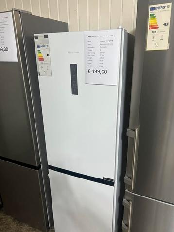 Hisense koelvriescombinatie nieuw no frost wit  beschikbaar voor biedingen