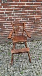 Ouderwets houten kinderstoeltje, Ophalen