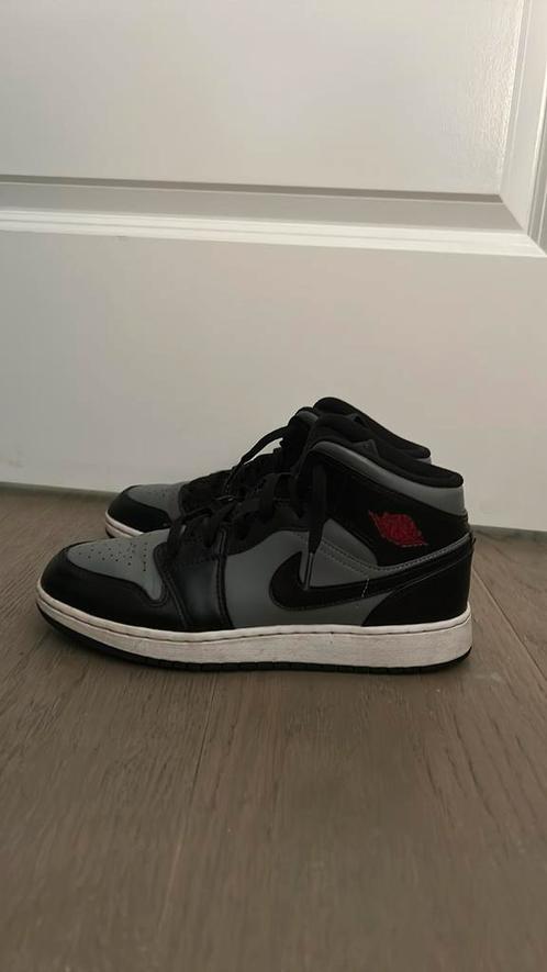 Air jordan 1 mids maat 39, Kinderen en Baby's, Kinderkleding | Schoenen en Sokken, Nieuw, Schoenen, Jongen of Meisje, Ophalen of Verzenden