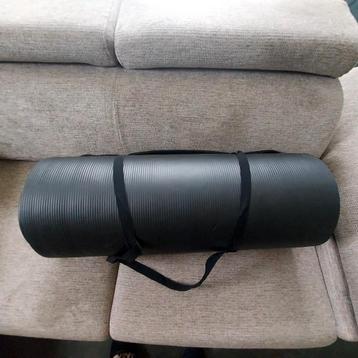 Dikke Zwarte Yogamat - In nieuw staat beschikbaar voor biedingen