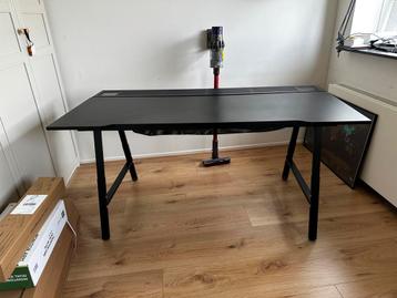 Ikea UTESPELARE table