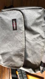Eastpak schoudertas, met vak voor laptop, Sieraden, Tassen en Uiterlijk, Tassen | Schooltassen, 30 tot 40 cm, 40 tot 50 cm, Ophalen of Verzenden
