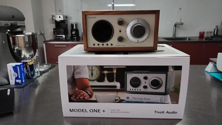 Tivoli Model One+ AM/FM Radio DAB+, Audio, Tv en Foto, Radio's, Nieuw, Radio, Ophalen of Verzenden