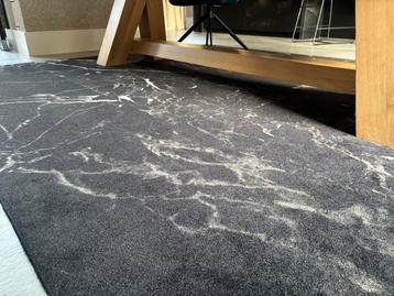 Desso Tapijt - Marmerlook beschikbaar voor biedingen