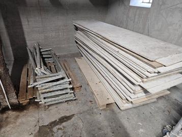 Plafondsteiger / steigerbokken compleet met harpert beschikbaar voor biedingen