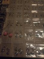 86 paar oorbellen, Sieraden, Tassen en Uiterlijk, Oorbellen, Ophalen of Verzenden, Overige kleuren, Overige materialen