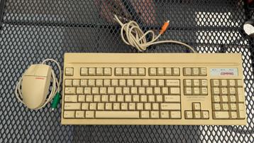 Retro Compaq toetsenbord en muis PS/2 beschikbaar voor biedingen