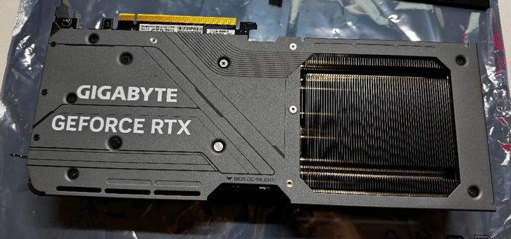 Gigabyte RTX 4070 Gaming OC 12GB, Computers en Software, Videokaarten, PCI-Express 4.0, GDDR6, Ophalen