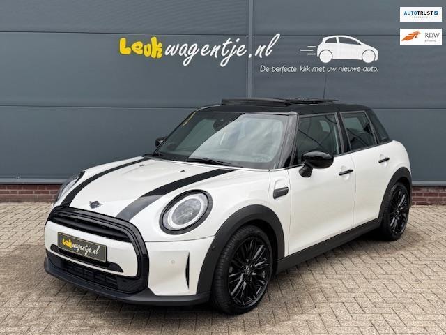 Mini Mini 1.5 Cooper Classic Automaat *5-drs *premium pack, Auto's, Mini, Bedrijf, Te koop, Cooper, ABS, Achteruitrijcamera, Airbags