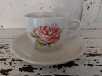 Kopjes met schotels - Jet ter steege - a rose is a rose, Ophalen of Verzenden, Zo goed als nieuw, Overige stijlen, Kop(pen) en/of Schotel(s)