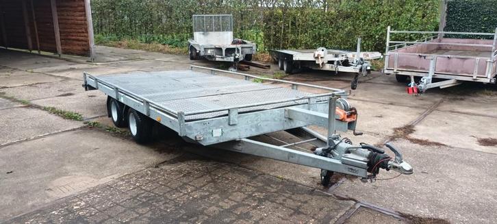 Nette Eduard autoambulance  4.05m x 2.00m 2700KG. BJ. 2020, Auto diversen, Aanhangers en Bagagewagens, Zo goed als nieuw, Ophalen