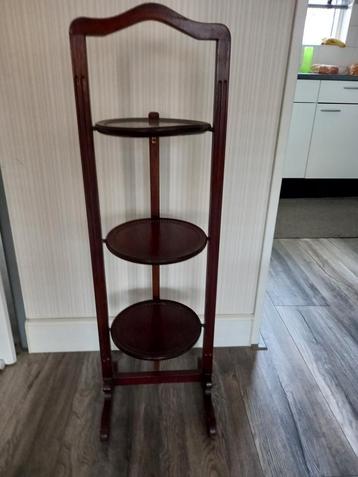 oude engelse cake standaard beschikbaar voor biedingen