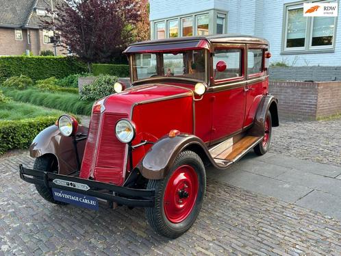 Renault Mona Stella Sedan, Auto's, Renault, Bedrijf, Te koop, Overige modellen, Benzine, Hatchback, Handgeschakeld, Origineel Nederlands