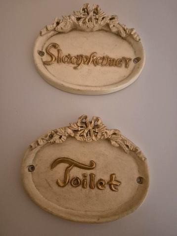 Brocante toiletbordje slaapkamer bordje beschikbaar voor biedingen