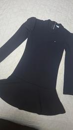 Nieuw Tommy Hilfiger jurkje, Kinderen en Baby's, Kinderkleding | Maat 140, Ophalen of Verzenden, Nieuw, Meisje, Jurk of Rok