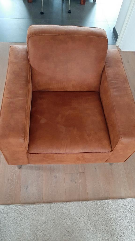 Cognac nubuck fauteuil - zo goed als nieuw!, Huis en Inrichting, Fauteuils, Zo goed als nieuw, Leer, Metaal, 75 tot 100 cm, 75 tot 100 cm