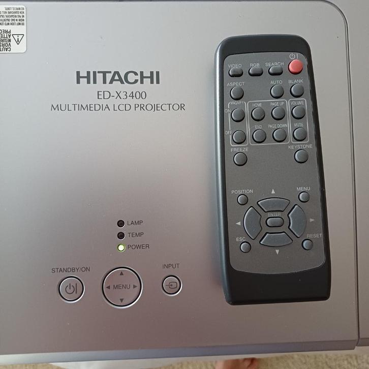 Beamer Hitachi, Audio, Tv en Foto, Beamers, Zo goed als nieuw, Full HD (1080), Ophalen of Verzenden