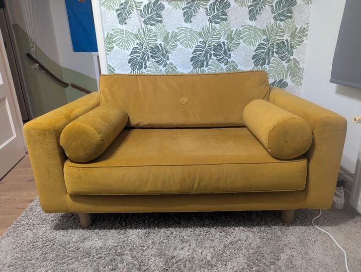 Bankstel FEST Amsterdam | Okergeel, Huis en Inrichting, Banken | Bankstellen, Nieuw, Rechte bank, Tweepersoons, Minder dan 150 cm