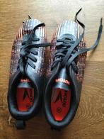 Voetbalschoenen maat 34 - Zo goed als nieuw!, Ophalen