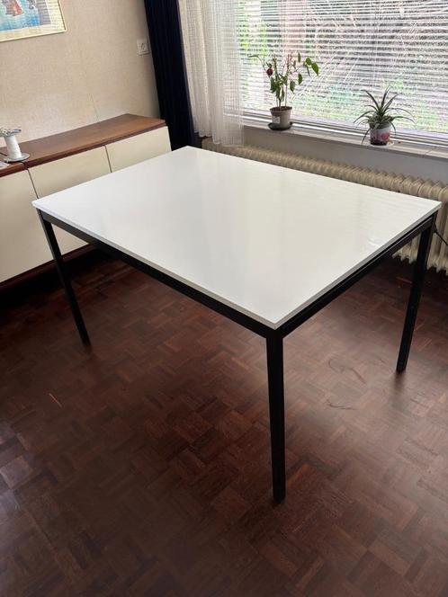 Mooie uitschuifbare Gispen tafel model 3707, Huis en Inrichting, Tafels | Eettafels, 50 tot 100 cm, 150 tot 200 cm, Vijf personen of meer