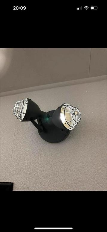 Industriële Muur/Plafondlamp beschikbaar voor biedingen