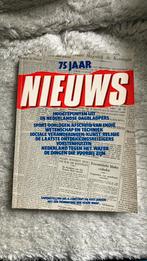 Elsevier 75 jaar nieuws, dagbladpers, Boeken, Film, Tv en Media, Gelezen, Media, Ophalen of Verzenden