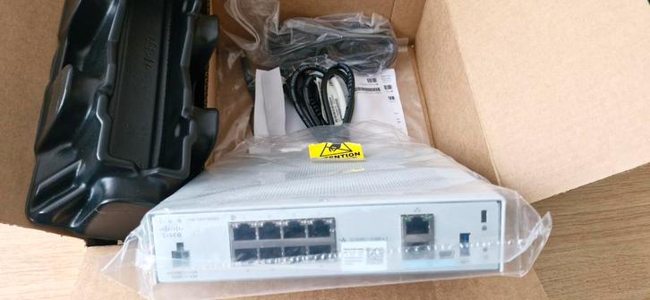 Cisco Firepower 1101 - Next-Generation Firewall, Computers en Software, Netwerk switches, Nieuw, Ophalen of Verzenden